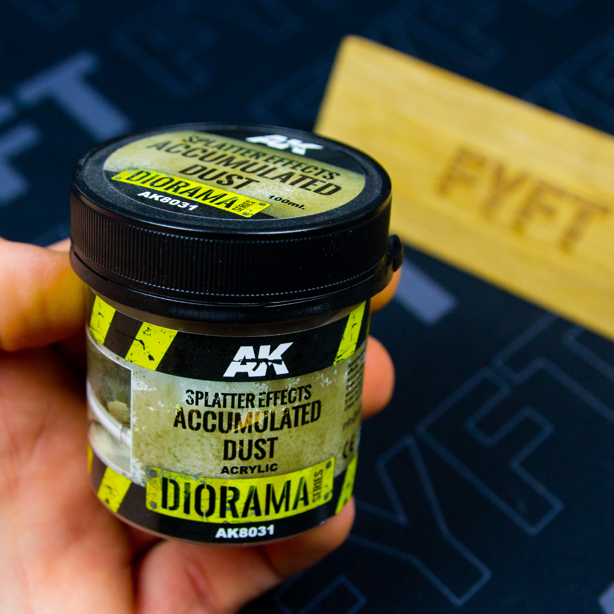 AK Diorama Series: Splatter Effects - Accumulated Dust AK8031