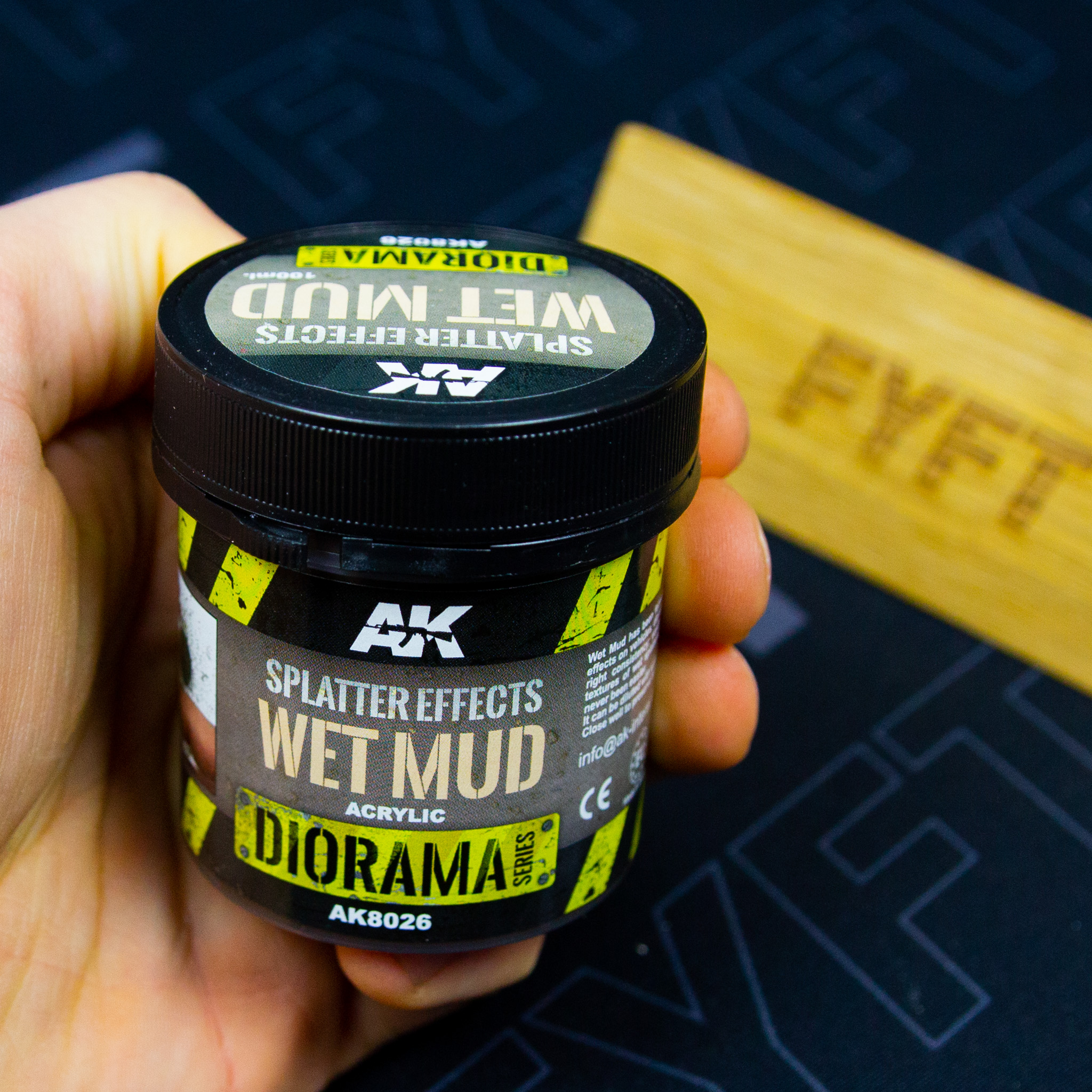 AK Diorama Series: Splatter Effects - Wet Mud AK8026