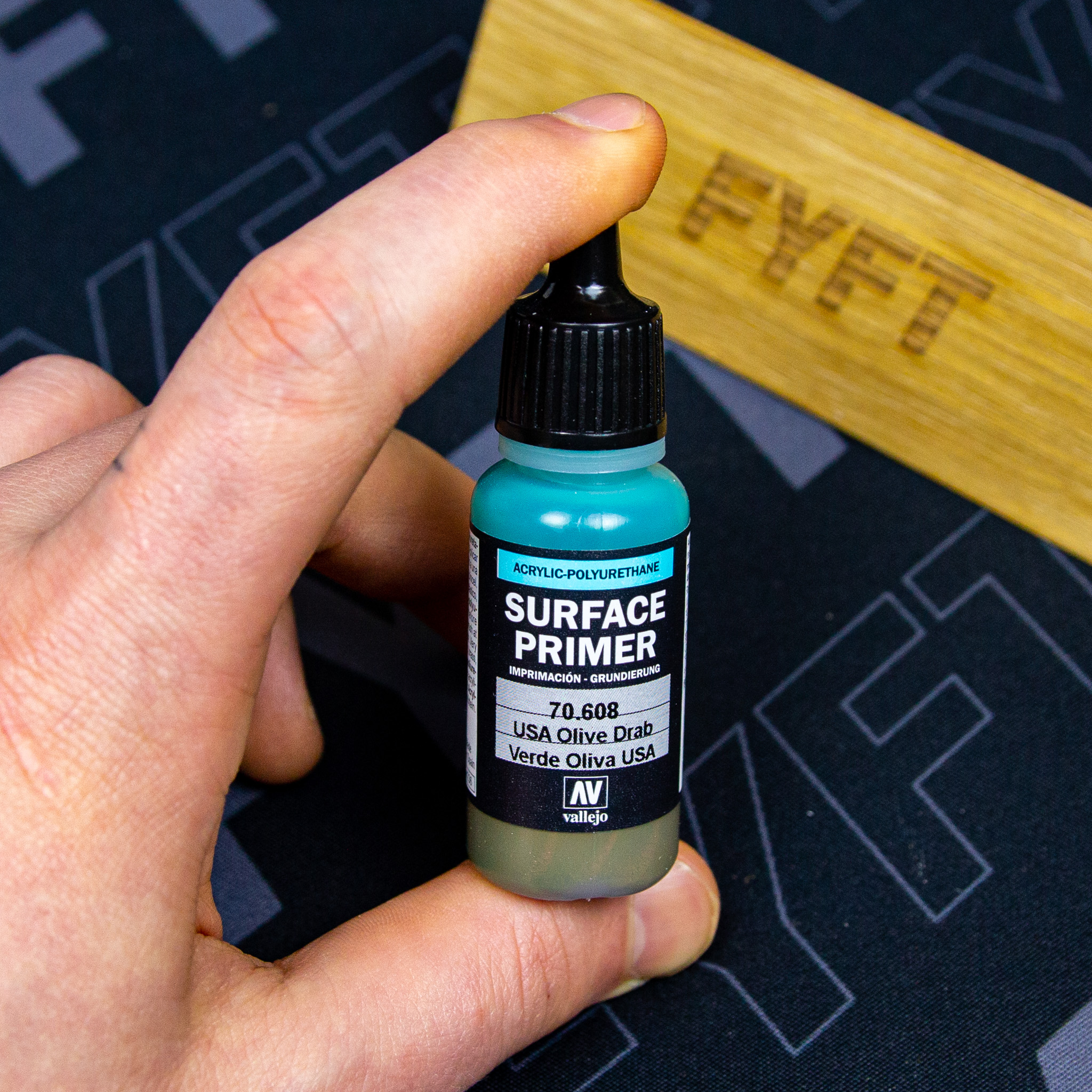 Vallejo Surface Primer 70608 U.S. Olive Drab 17ml
