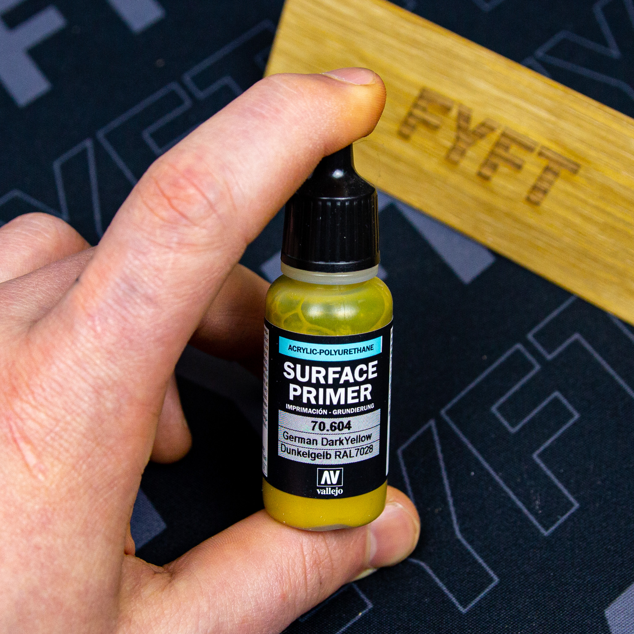Vallejo Surface Primer 70604 German Dark Yellow 17ml