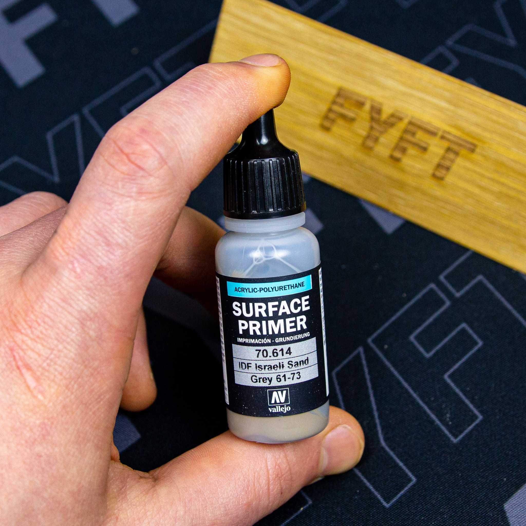 Vallejo Surface Primer 70614 IDF Israeli Sand Grey 17ml
