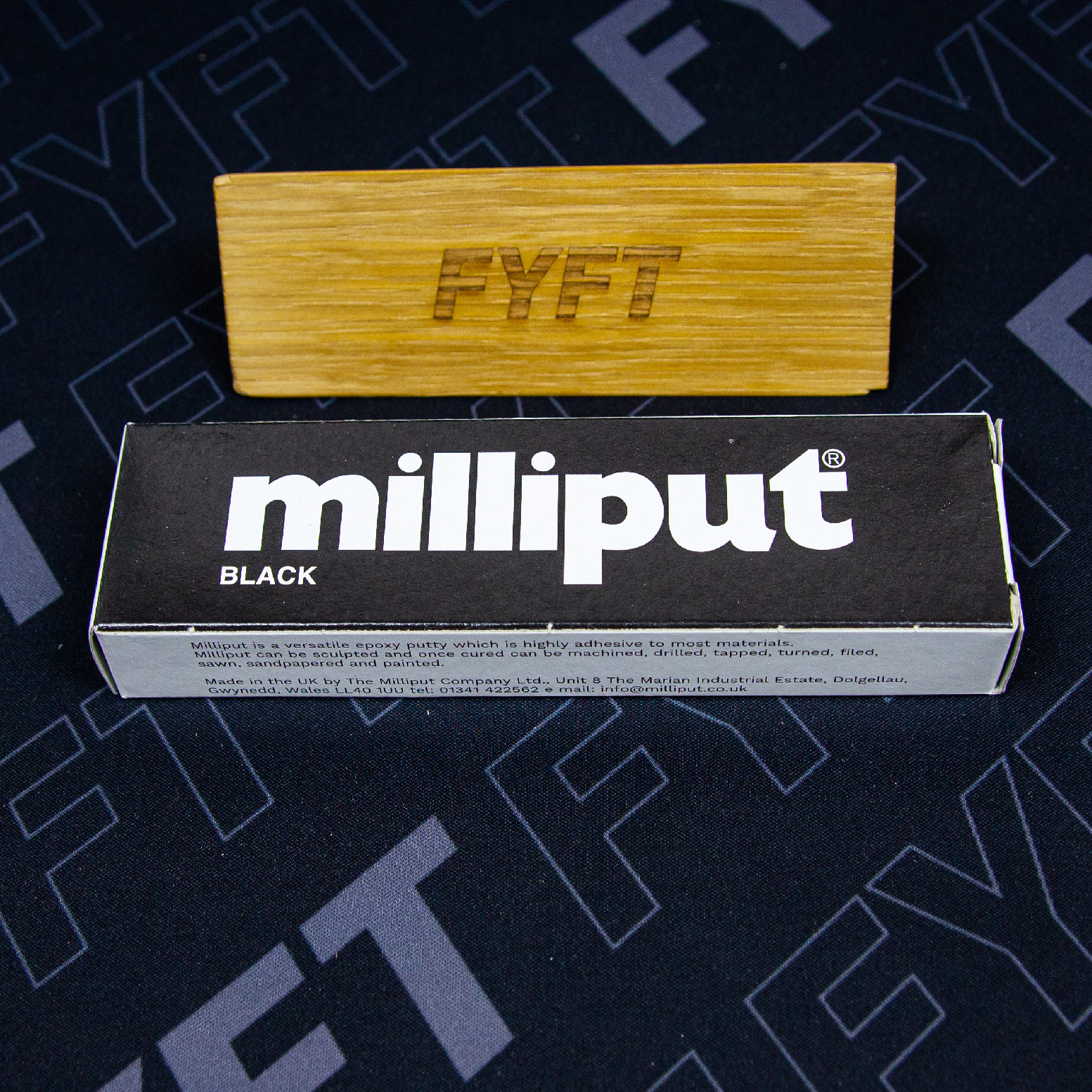 Milliput Super Black - 2 x 56 g (Green Stuff World)