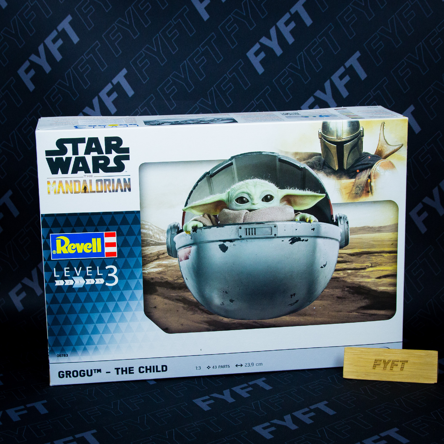 SW Mandalorian: Grogu - The Child - Model Kit 1:3 (Revell)