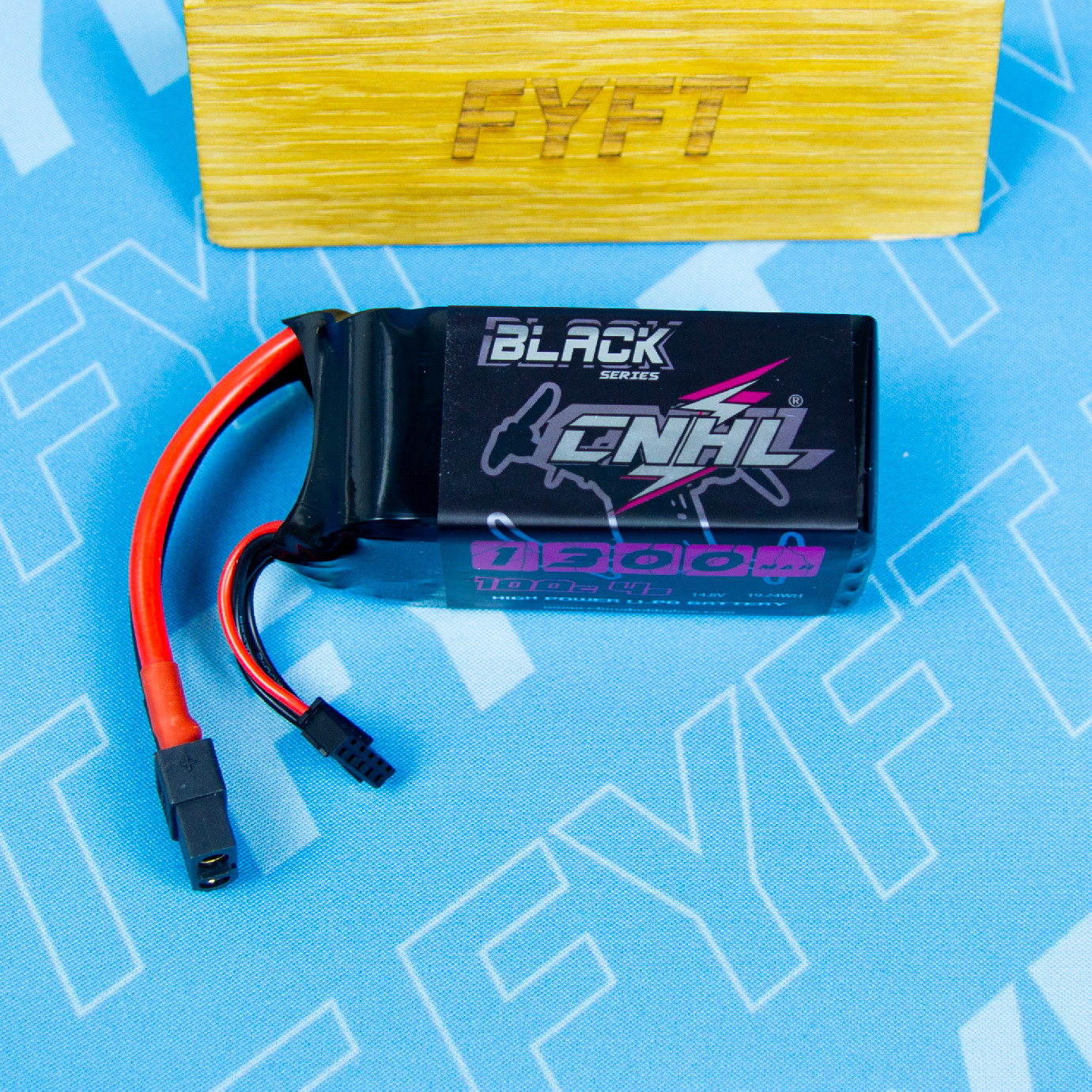Black Series 1300mAh 4S (CNHL) baterie na FPV závodní dron