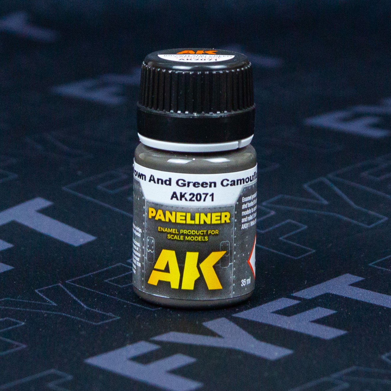 Weathering AIR Paneliner for brown and green camouflage AK2071 - 35ml (AK)