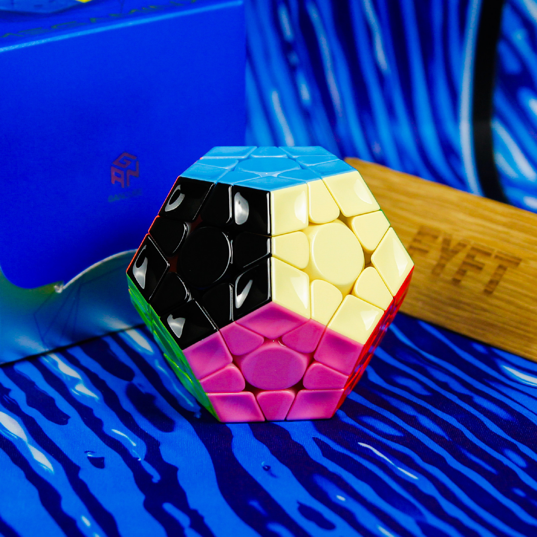 Gans puzzle GAN Megaminx Maglev UV Barva: Černá
