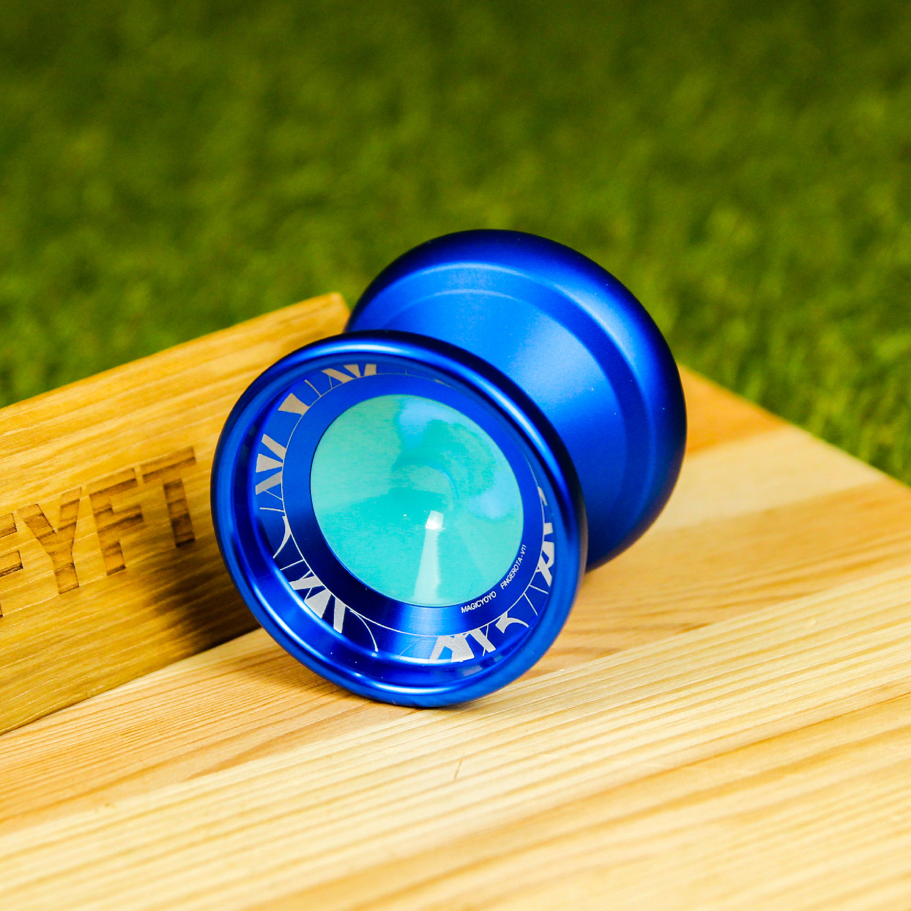 YoYo V11 (MagicYoyo) kovové yoyo na fingerspin Barva: Modrá