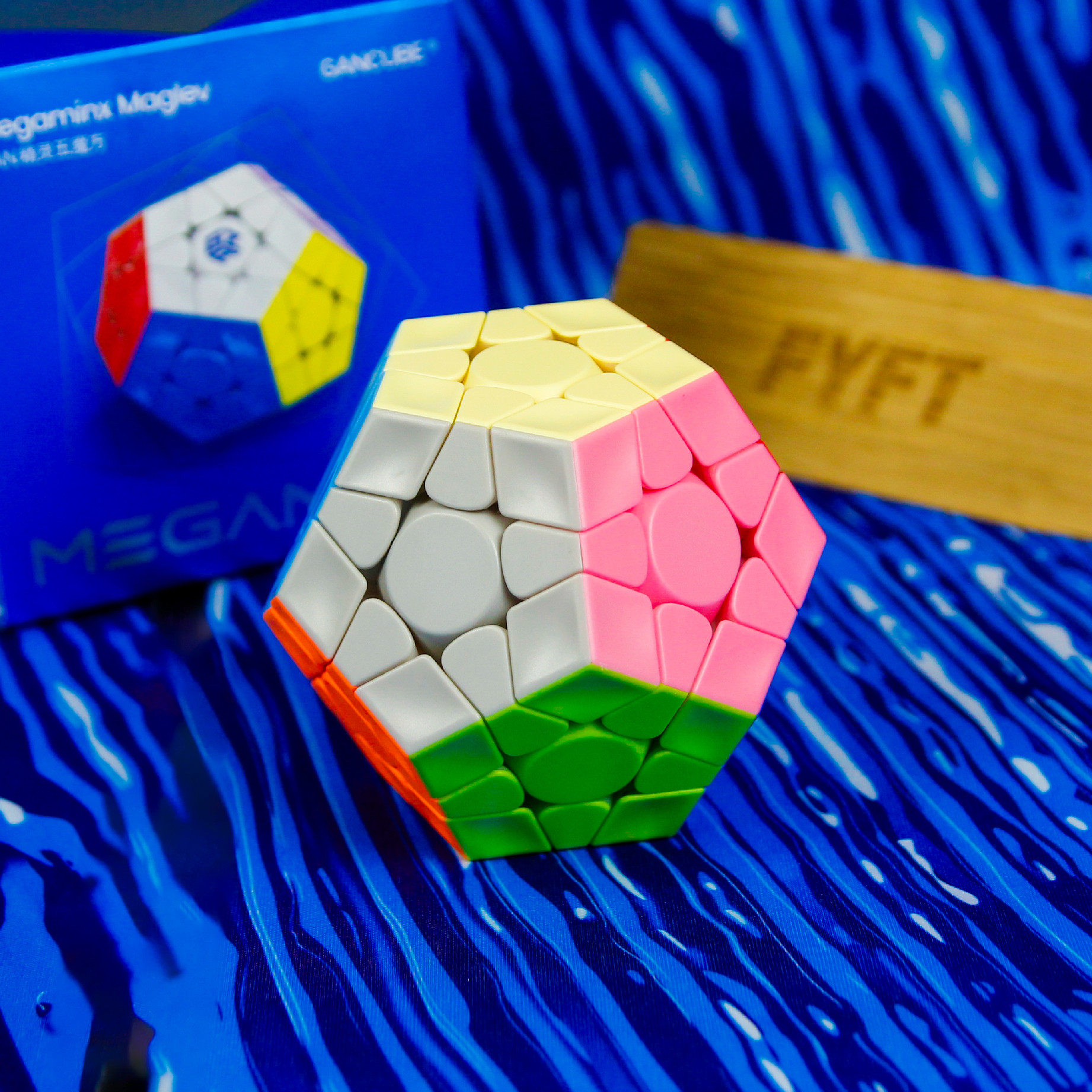 Gans puzzle GAN Megaminx Maglev Frosted Barva: Šedá