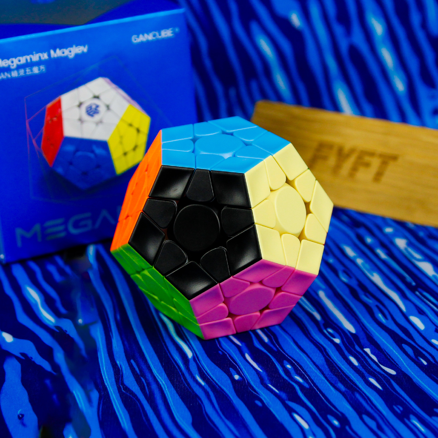 Gans puzzle GAN Megaminx Maglev Frosted Barva: Černá