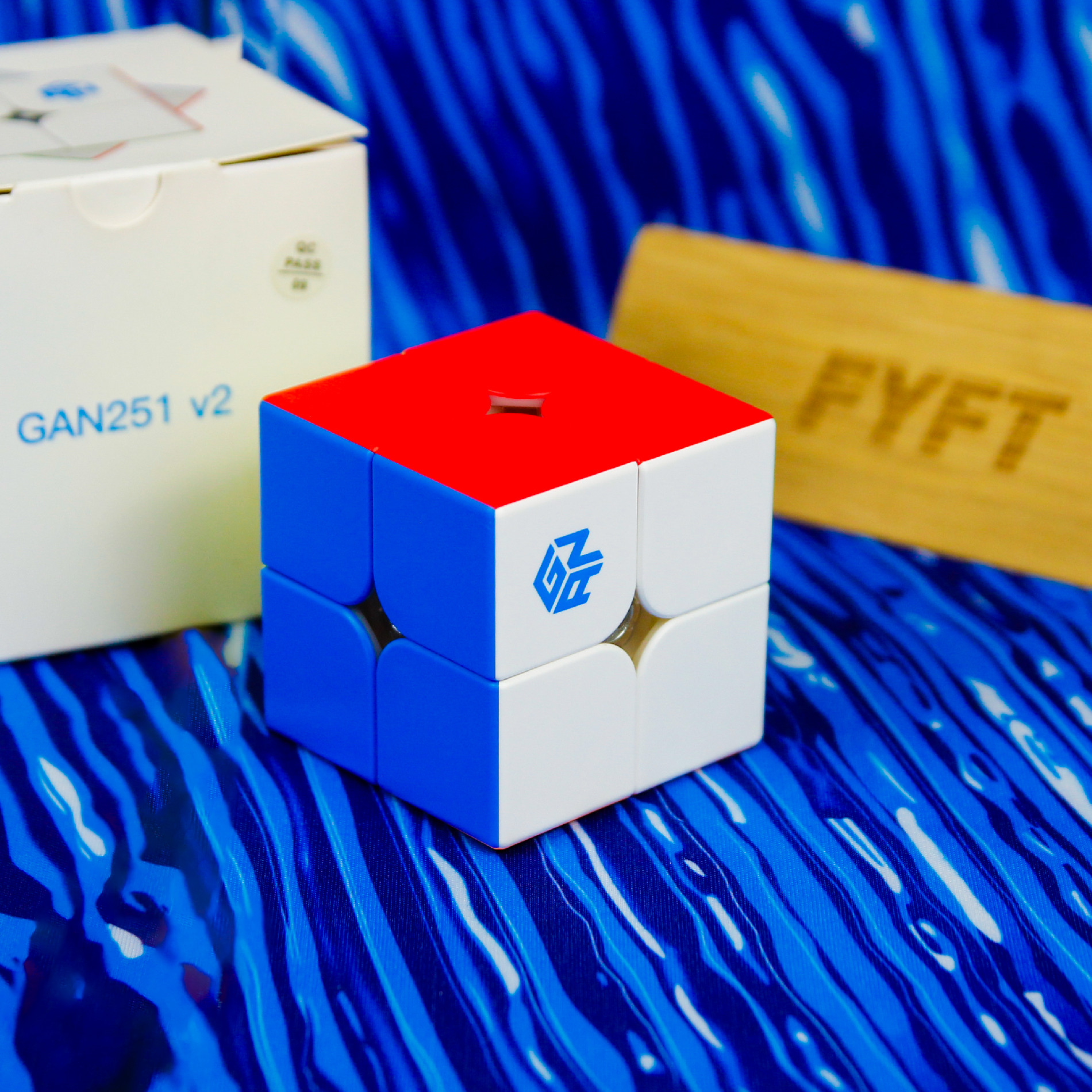 GAN 251 V2 - speedcube kostka 2x2