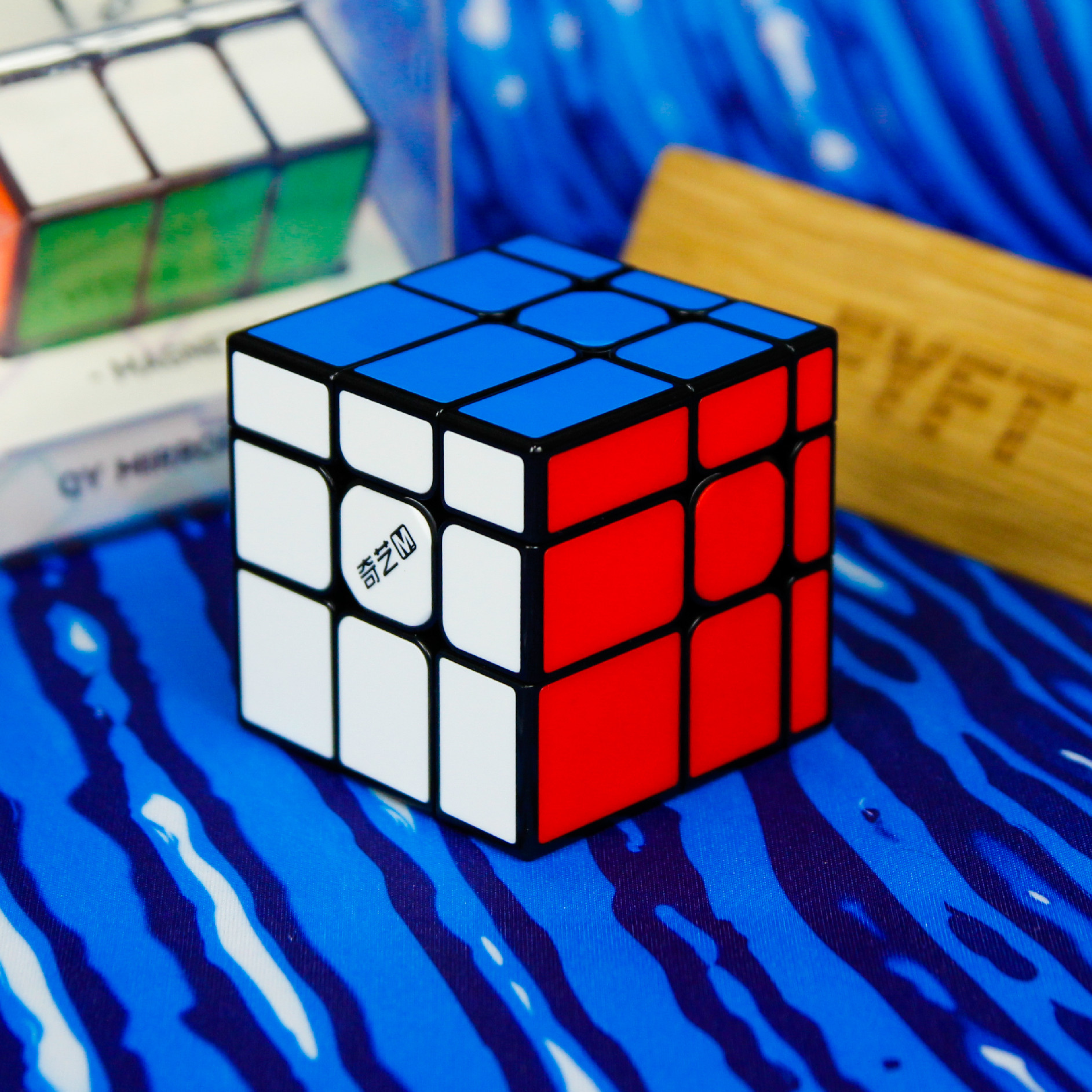QiYi MoFangGe Mirror Blocks Cube M (QiYi) Barva: Barevná