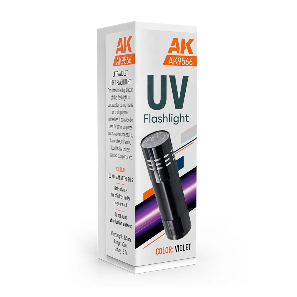 AK Interactive AK9566 UV Flashlight - ultrafialová baterka (AK Interactive)