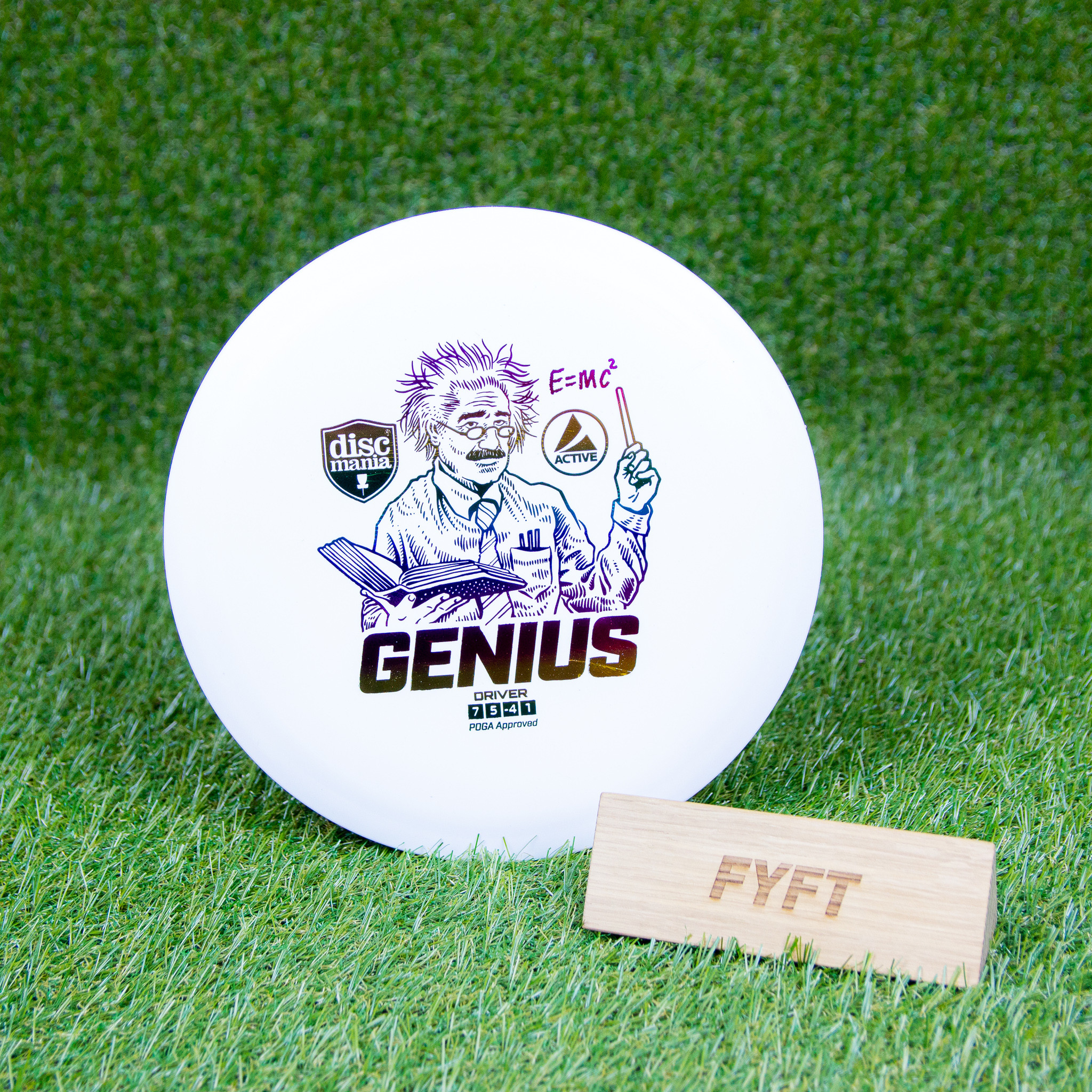 GENIUS - Active (Discmania) - jako první fairway discgolf driver Barva: Bílá