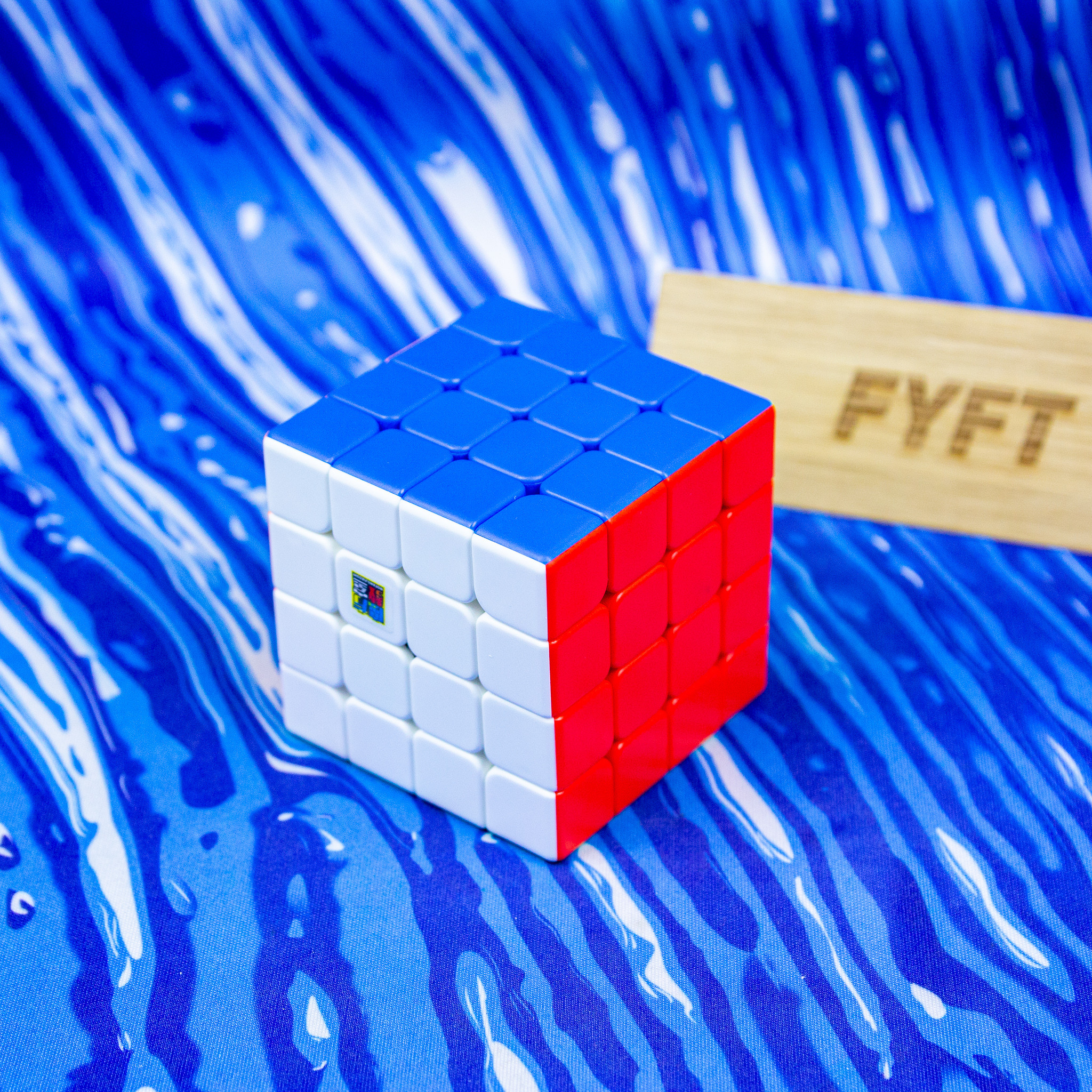 Magnetická kostka RS4M (MoYu) 4x4 na speedcubing Barva: Stickerless