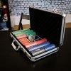 POKER SET - kufřík 300 žetonů, 2 plastových balíčků karet a buttonu