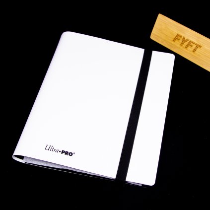 Album na karty Ultra PRO binder 4 pocket - malé (Magic: The Gathering) (Farbe Weiß)