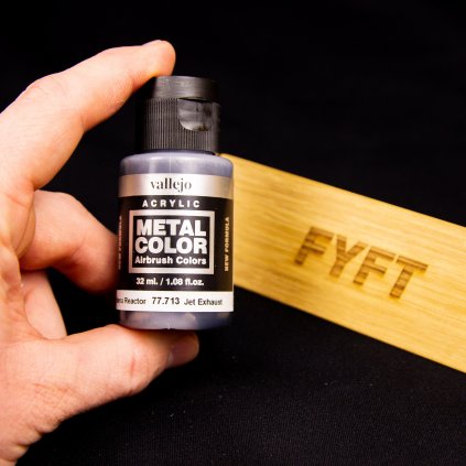 25824 stara verze vallejo metal color 77713 jet exhaust 32ml