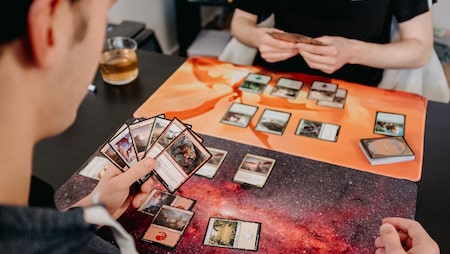Co je Magic: The Gathering?