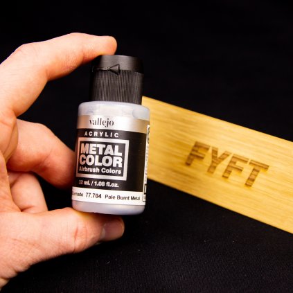 25821 stara verze vallejo metal color 77704 pale burnt metal 32ml