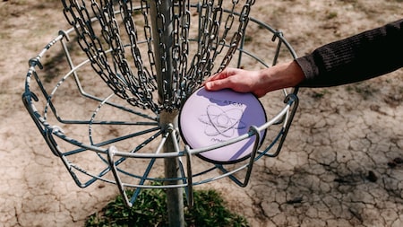 Škola Discgolfu – Ako začať hrať Discgolf?