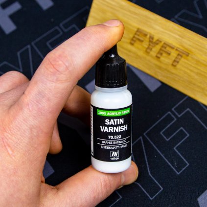 Vallejo 70522 - Satin Varnish 17ml