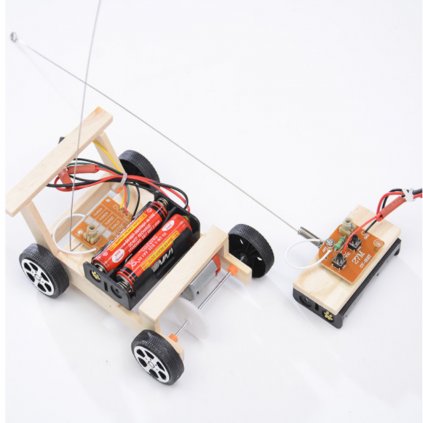 DIY Auto na diaľkové ovládanie - elektronická stavebnica