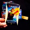 Kaldheim Theme booster MTG (Magic: The Gathering) (Farba Biela)