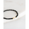 Broušený černý náramek s perlou