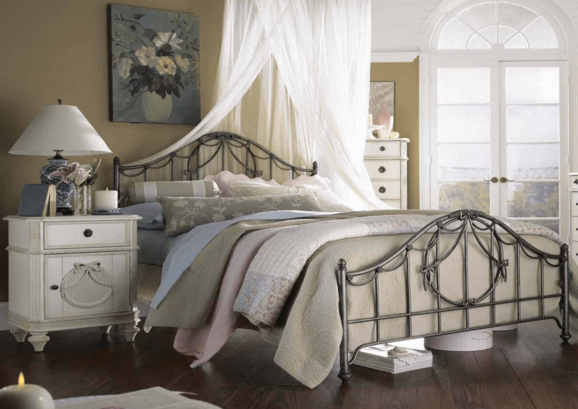 Spálňa v provensálskom štýle 