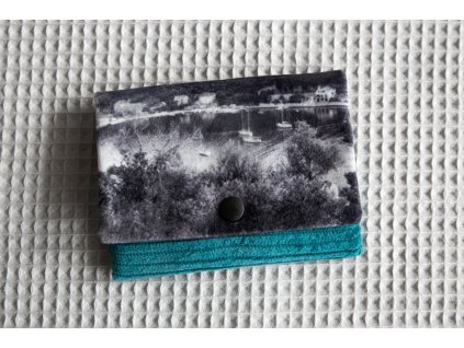 manšestrová peněženka | tyrkysovo-vínová s loďkami