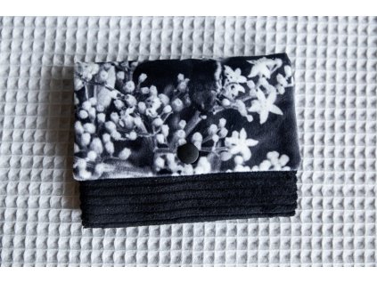 manšestrová peněženka | černá s kvítky