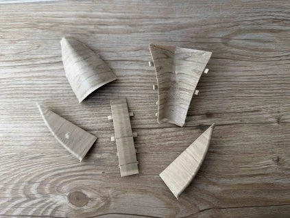 Pisa prislusenstvi (2)