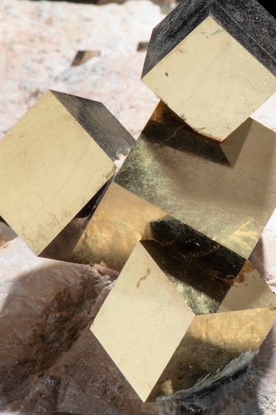 Pyrit – kámen bohatství, vitality a ochrany