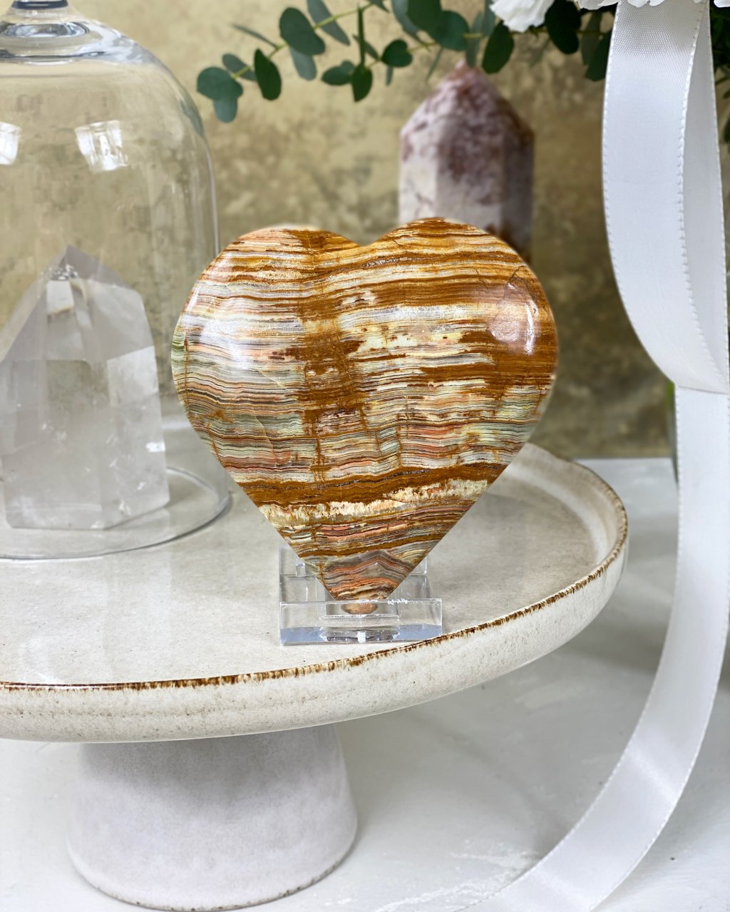 Broušené kamenné srdíčko 9cm onyx Pákistán 222g