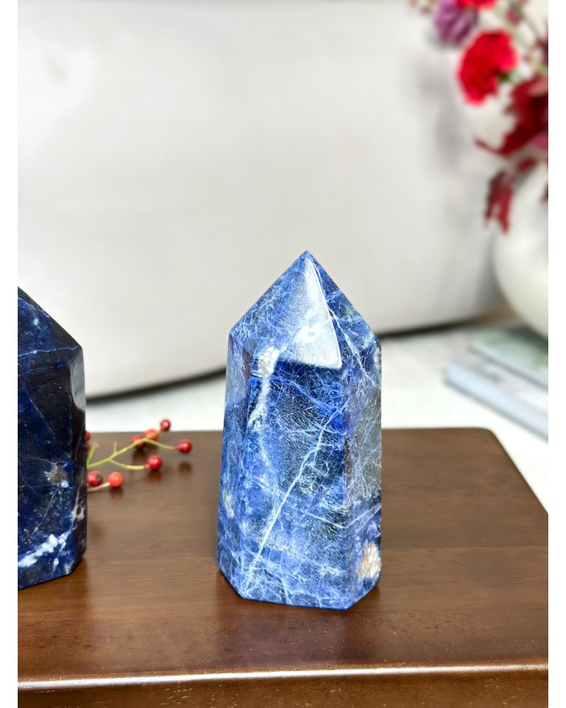 Broušená špice ze sodalitu Brazílie 507g