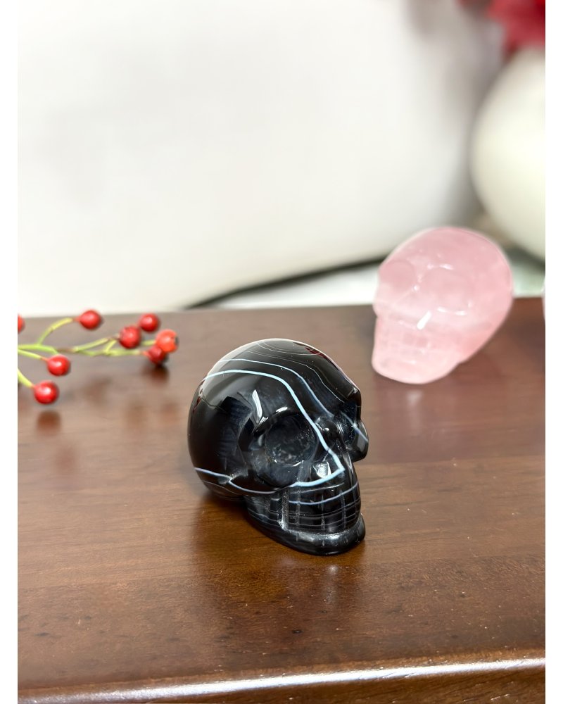 Achátová černá lebka s dutinou Brazílie 86g