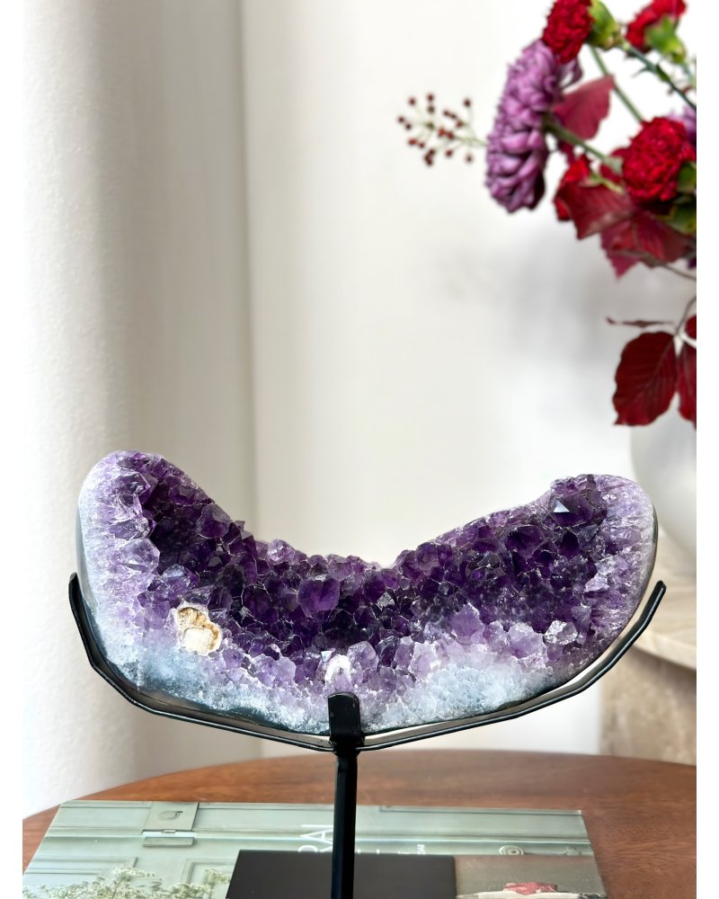 Ametyst drúza půlměsíc na podstavci Brazílie 1,8kg