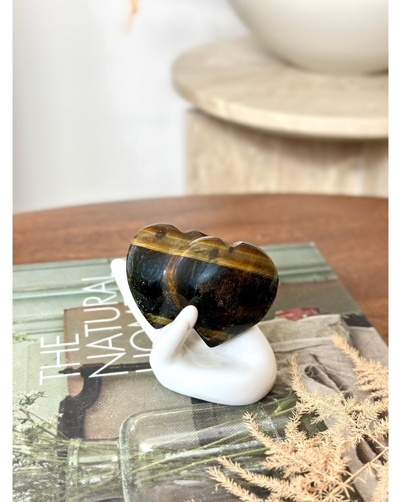 Broušené kamenné dvojité srdce tygří oko 104g