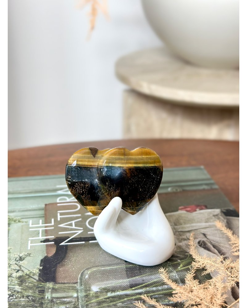 Broušené kamenné dvojité srdce tygří oko 104g