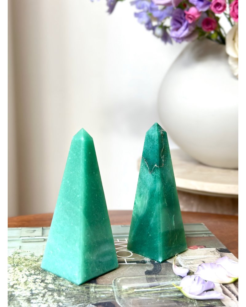 Obelisk ze zeleného avanturínu 402g