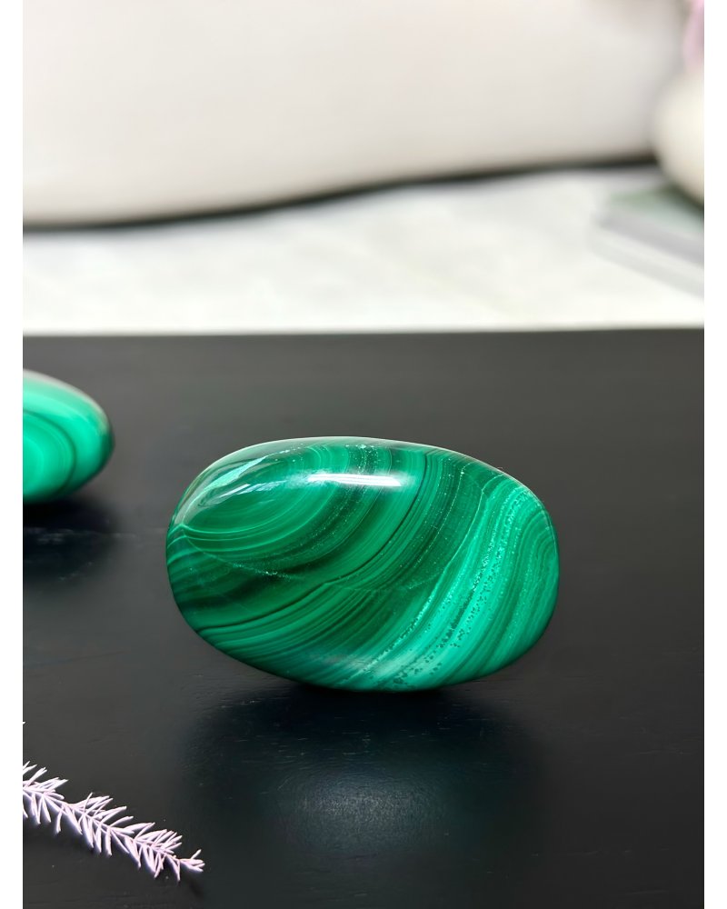 Malachit hladký kámen leštěný Kongo 89g