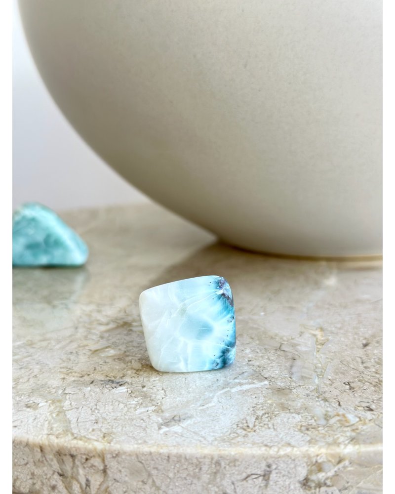 Polodrahokam Larimar leštěný Dominikánská r. 12,4g