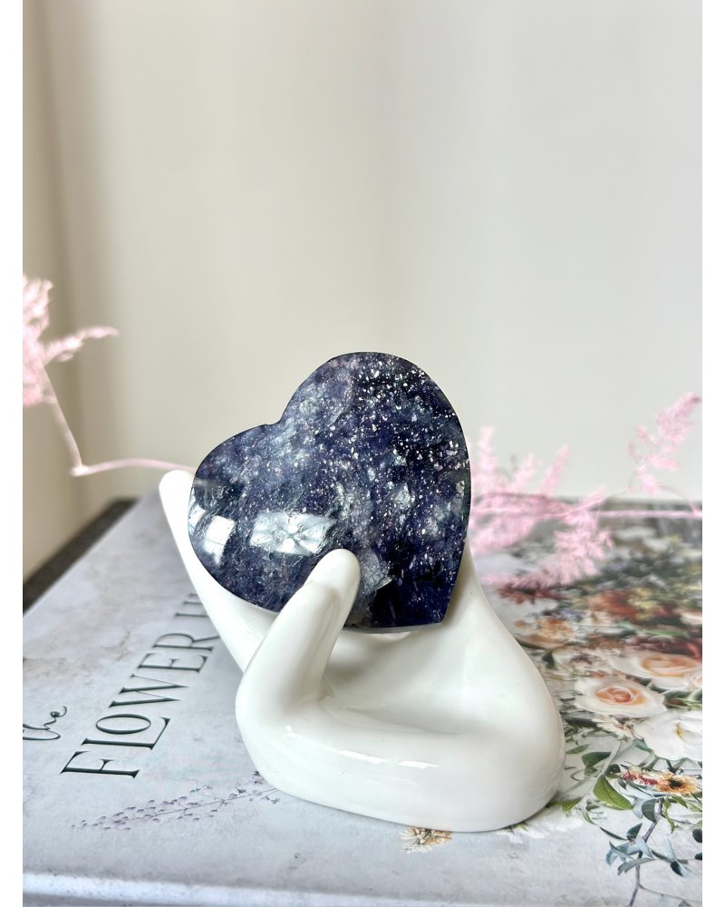 Cordierit lolit broušené srdce Indie 49g AAA