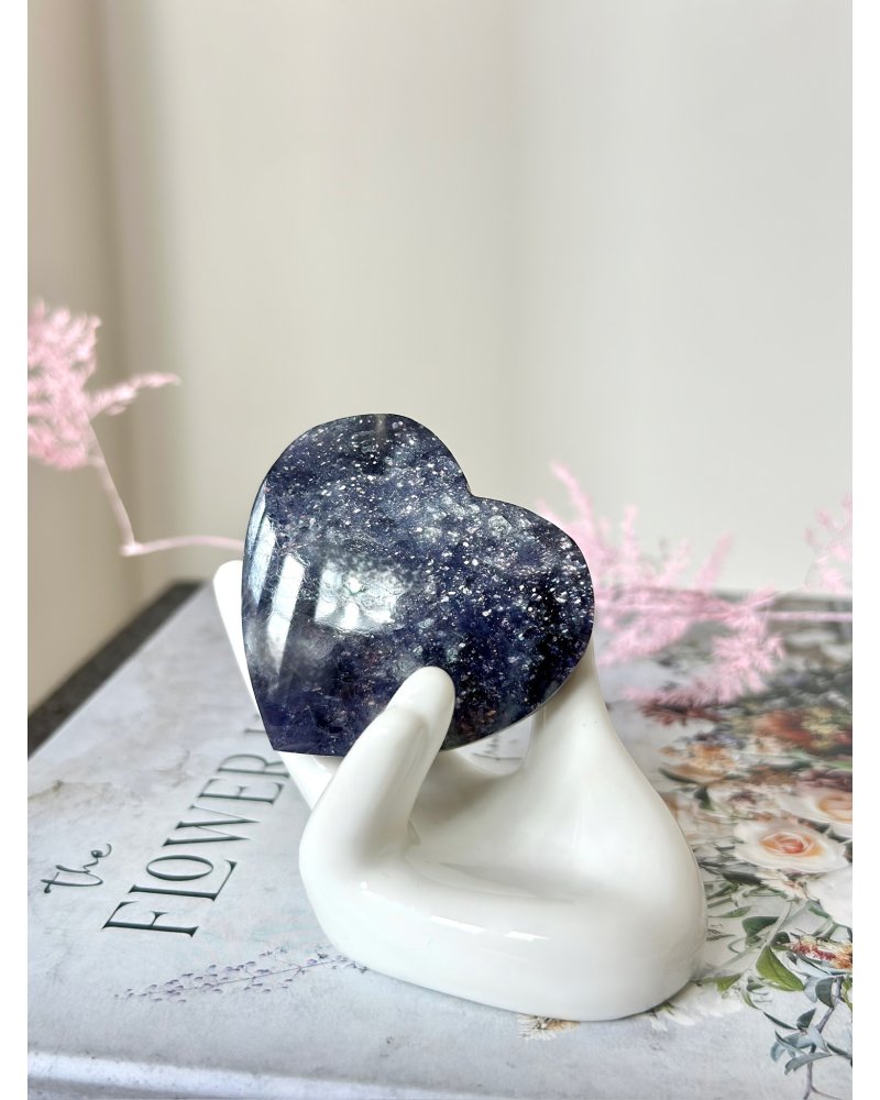 Cordierit lolit broušené srdce Indie 49g AAA