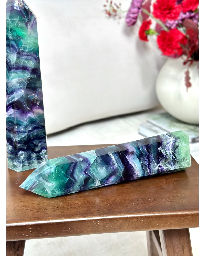 Fluorit hrot obelisk 874g