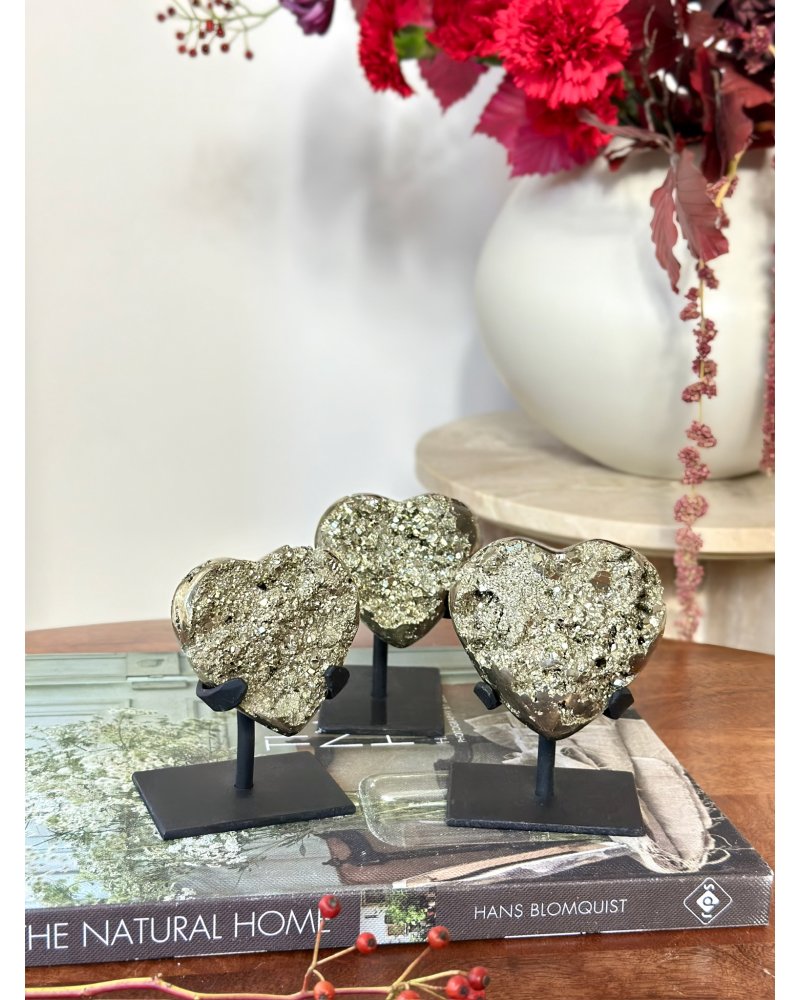 Minerál pyrit srdce Peru 486g