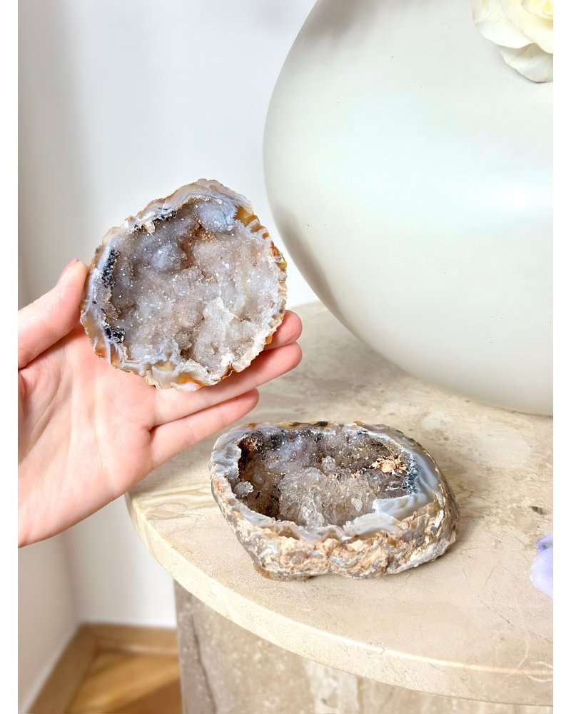 Achátová geoda s dutinou na šperky 307g