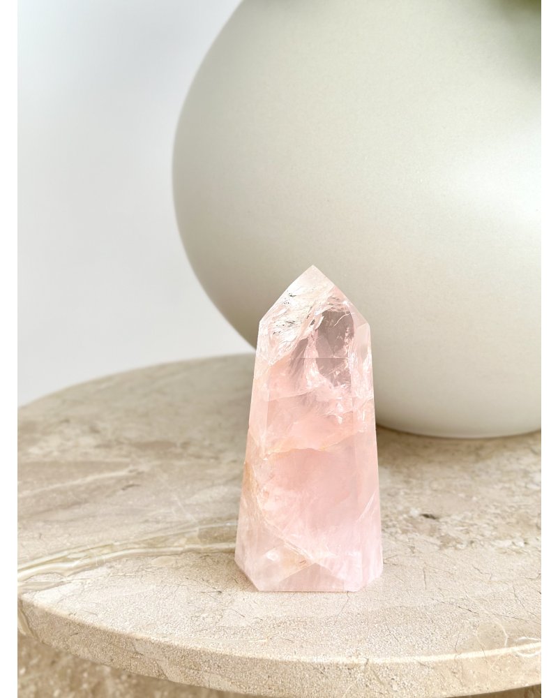Zlatý léčitel s růženínem obelisk Brazílie 265g