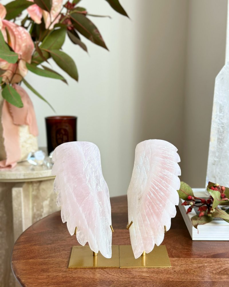 Andělská křídla z růženínu Brazílie 744g AAA