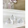Křišťál pyramida broušená 3 cm